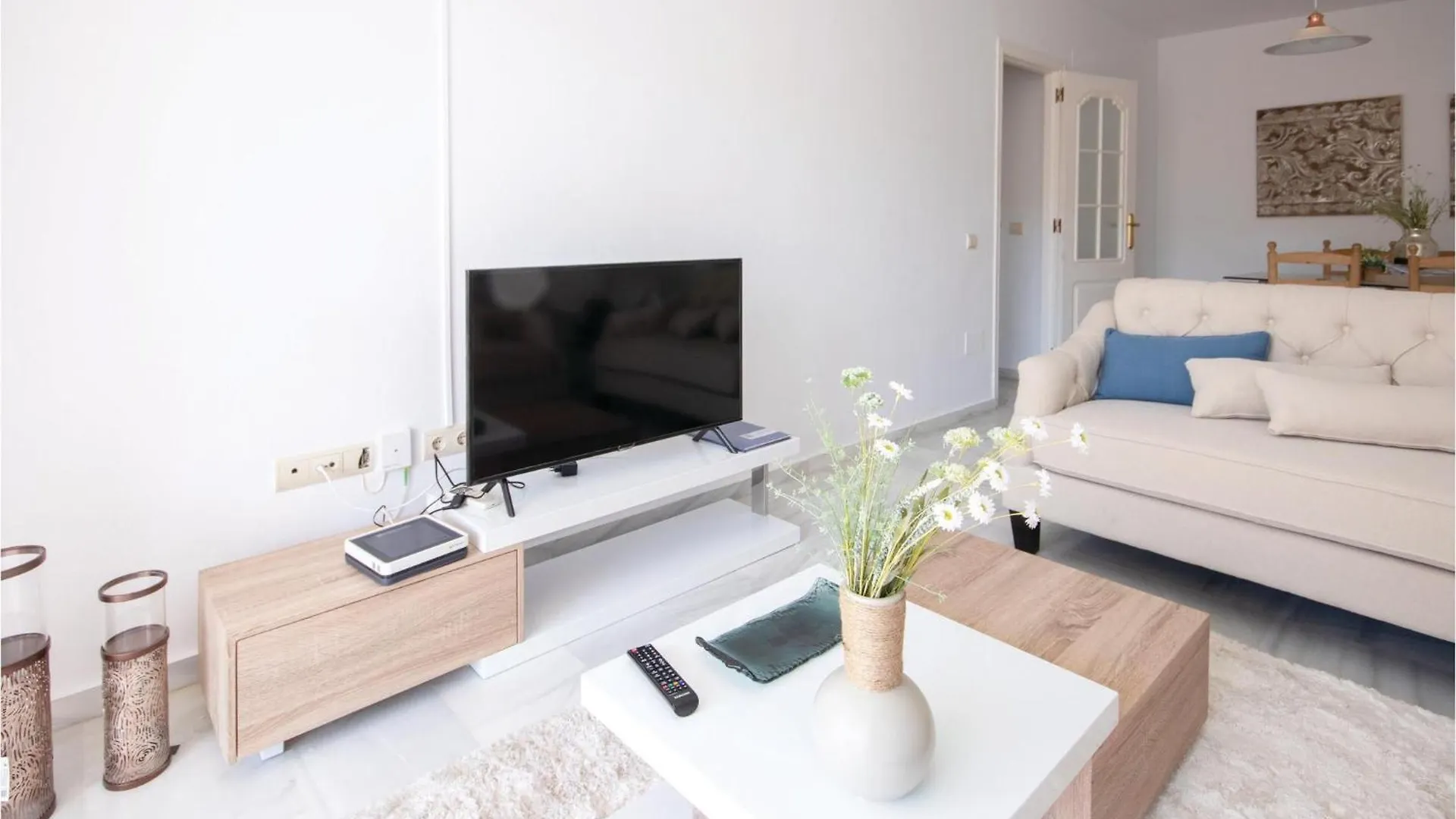 Lovely Apartment In San Luis De Sabinillas